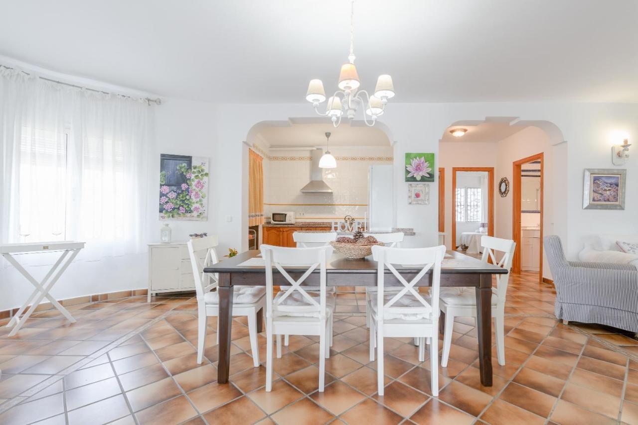 Cortijo La Rijana Villa Sayalonga Екстериор снимка