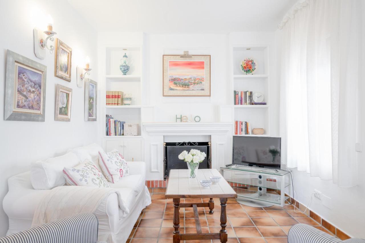 Cortijo La Rijana Villa Sayalonga Екстериор снимка